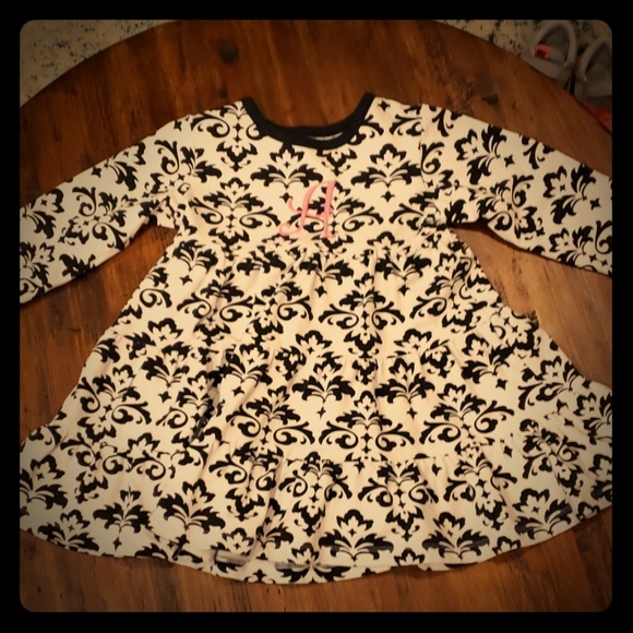 Kelly's Kids Other - Adorable boutique top for "A" name